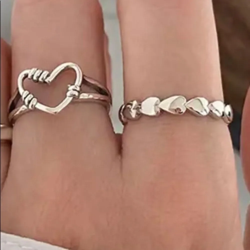 💕 3/$25 SS RING OF HEARTS ADJUSTABLE‎
